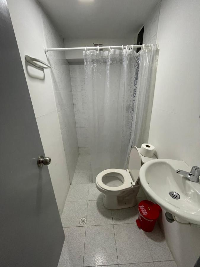 Mondieu Hostel バランキージャ エクステリア 写真