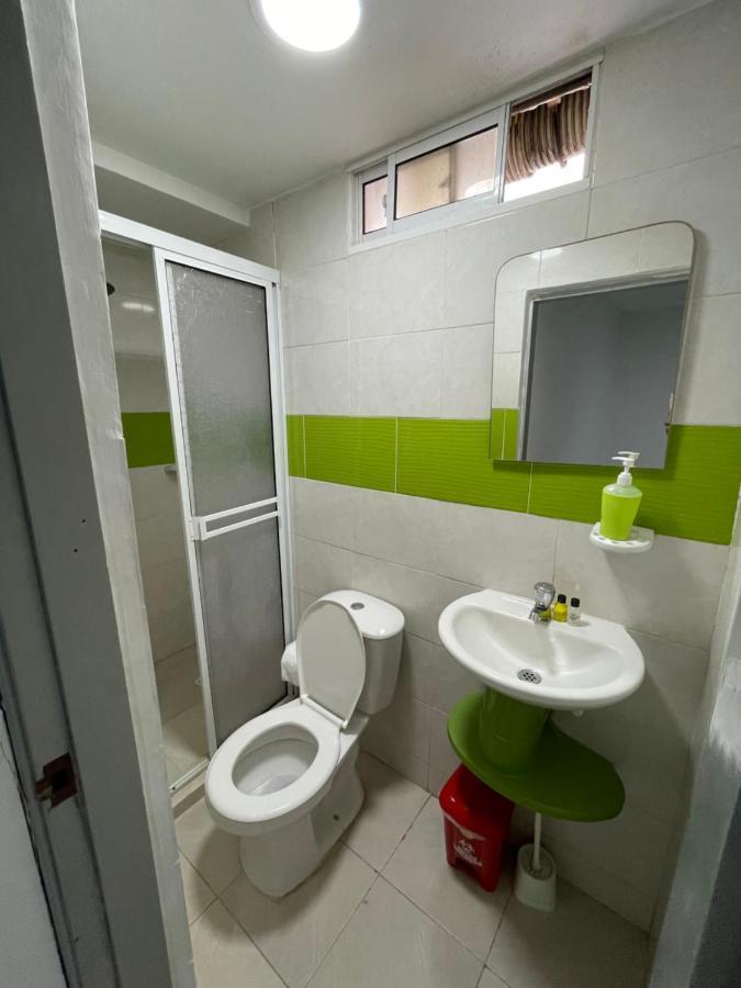Mondieu Hostel バランキージャ エクステリア 写真